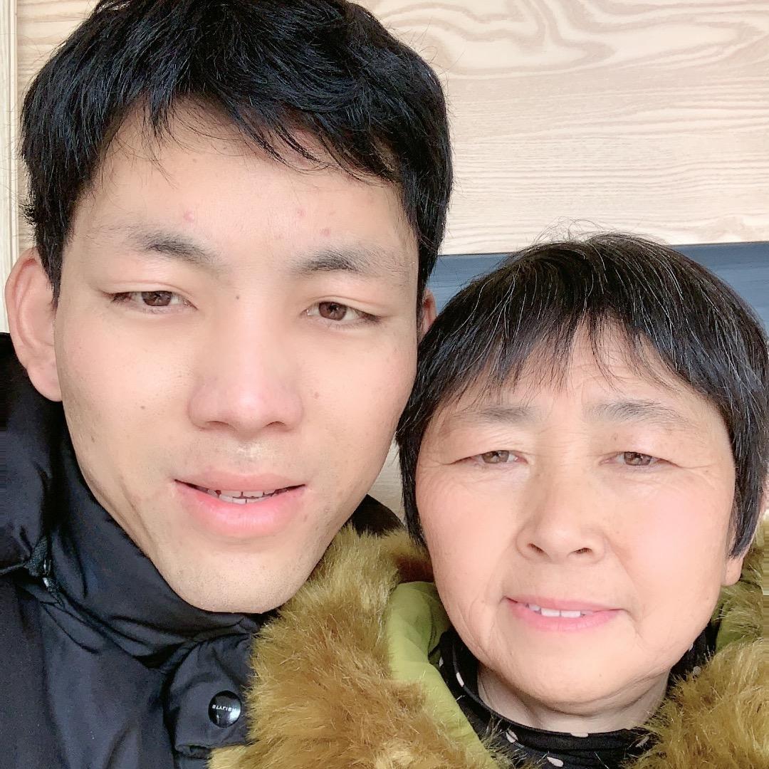 魏兰妈妈/家在东北