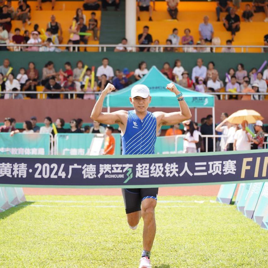 小龙不会飞🏊🚴🏃
