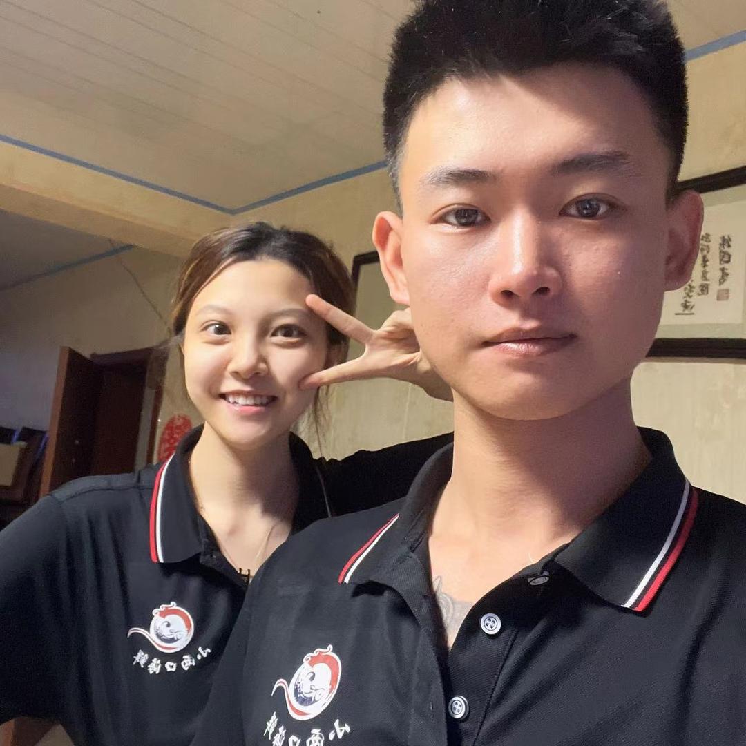 大连小两口海鲜