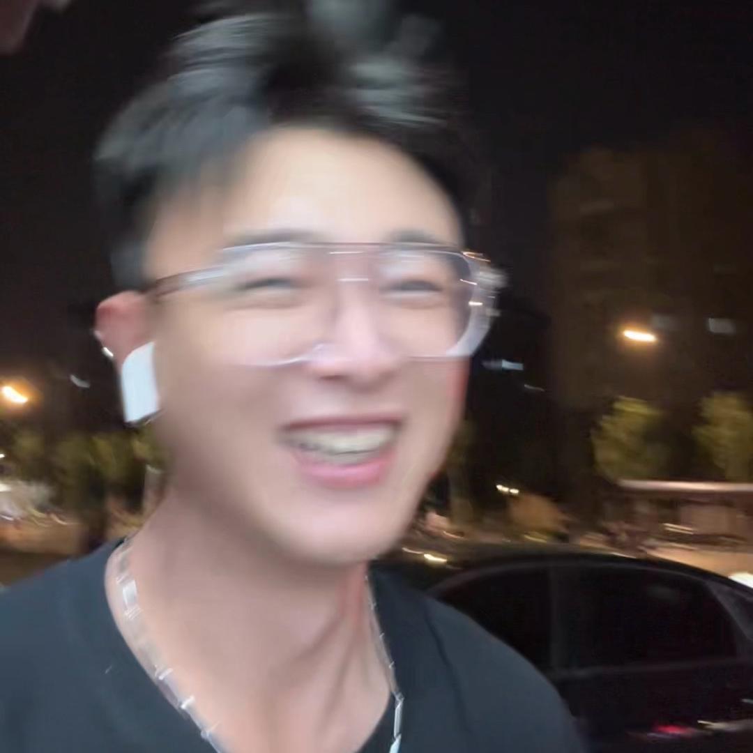 AKA-卡卡