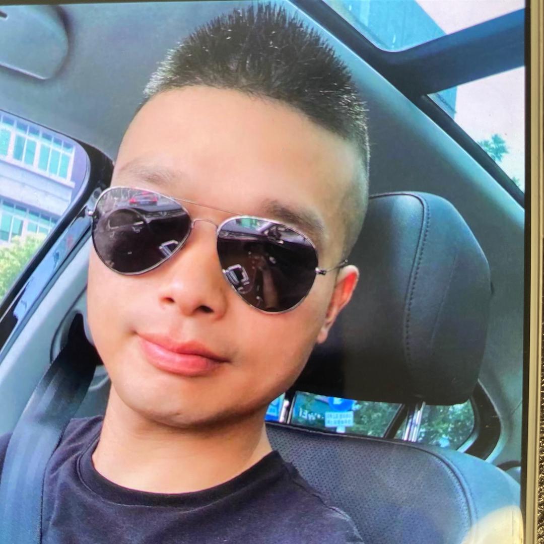 陈锋华（宜都车易行）汽车装饰美容