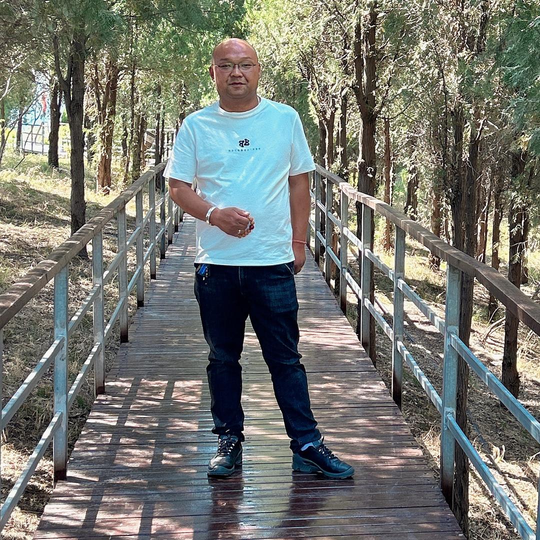 铭灏（汾阳世家）