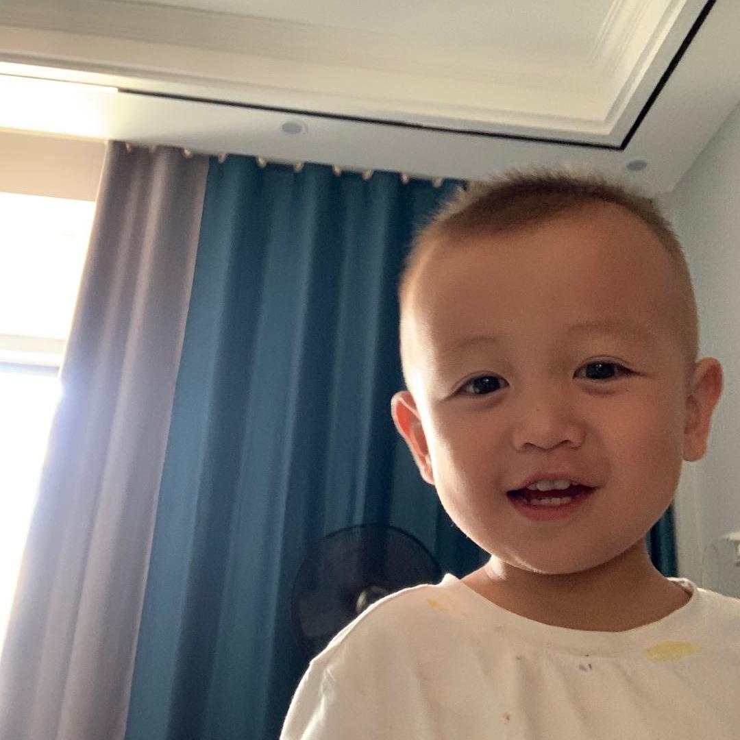 方敏。