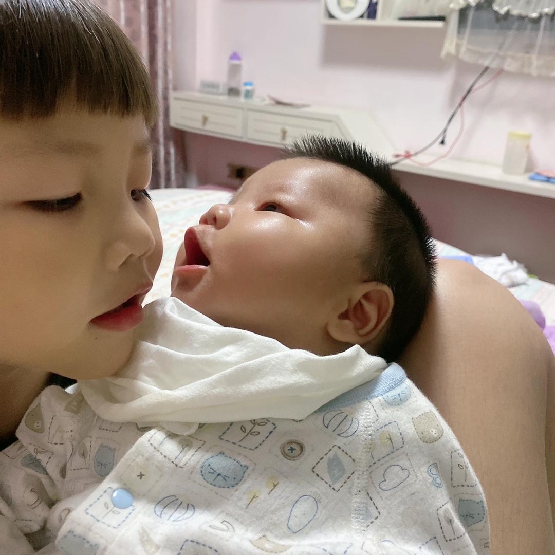 🌈减肥不反谭女士