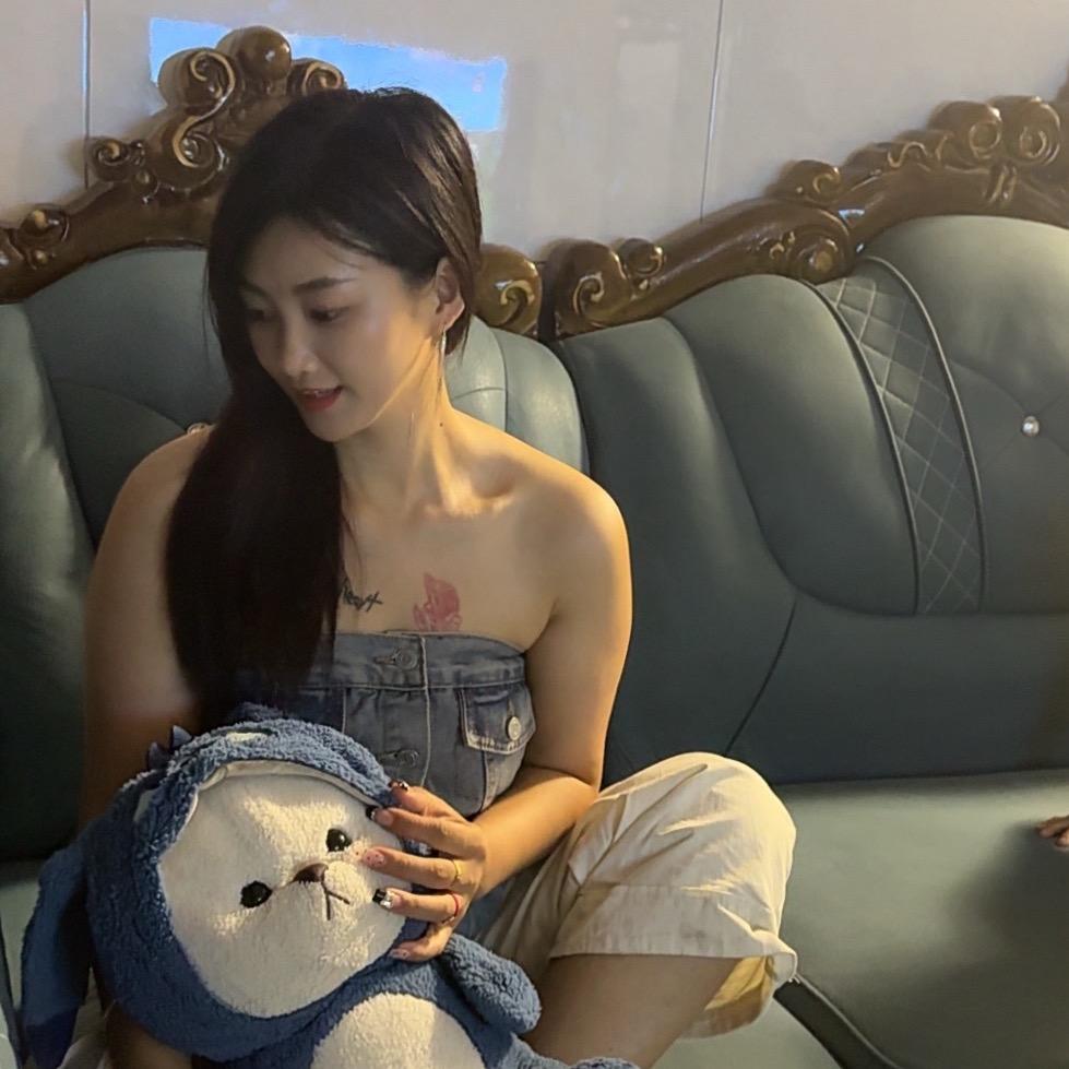 广西都安蒙姐姐