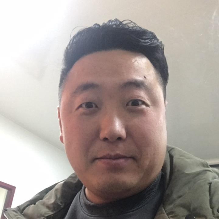 晋双盼