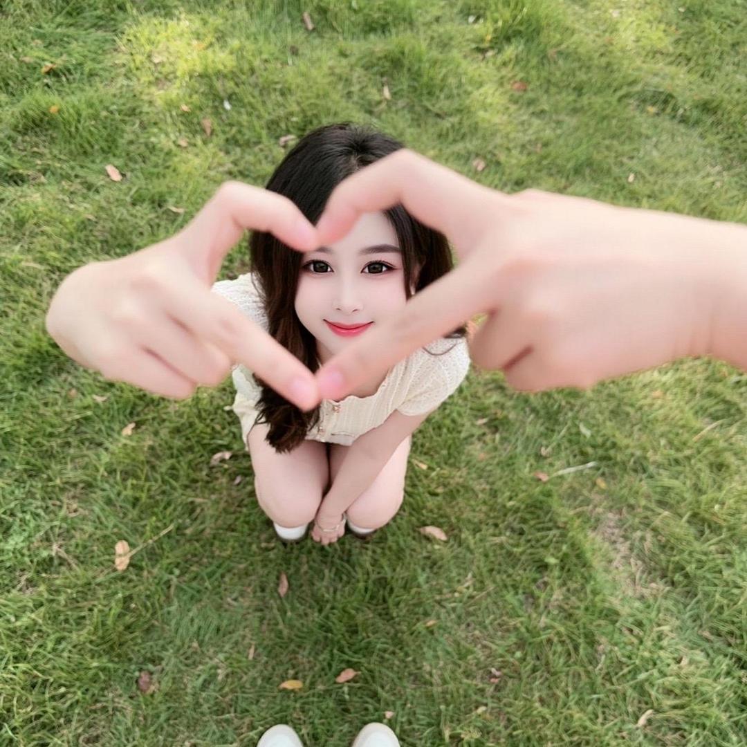 王 ¥七七