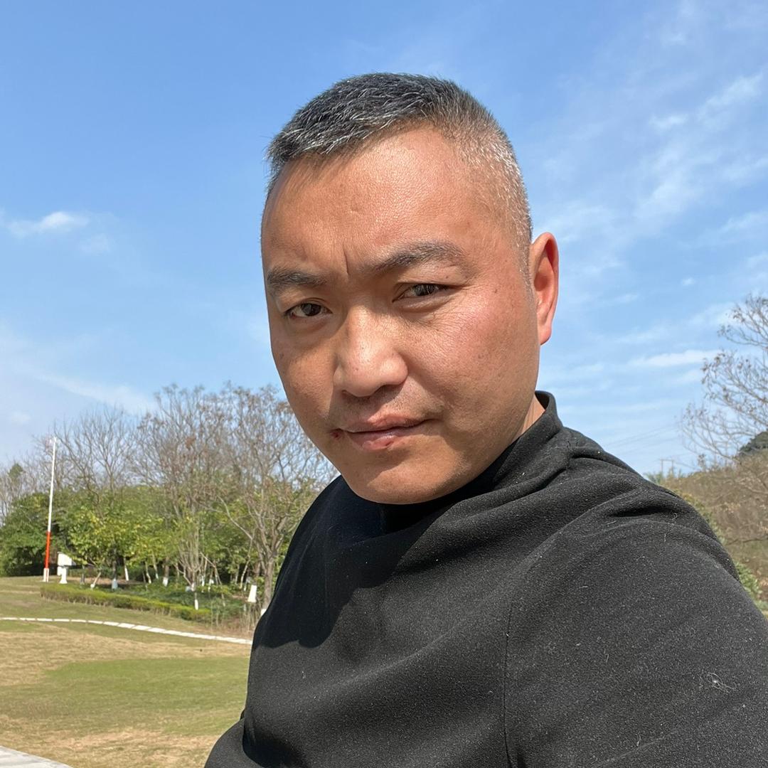 康毅  爱心公益