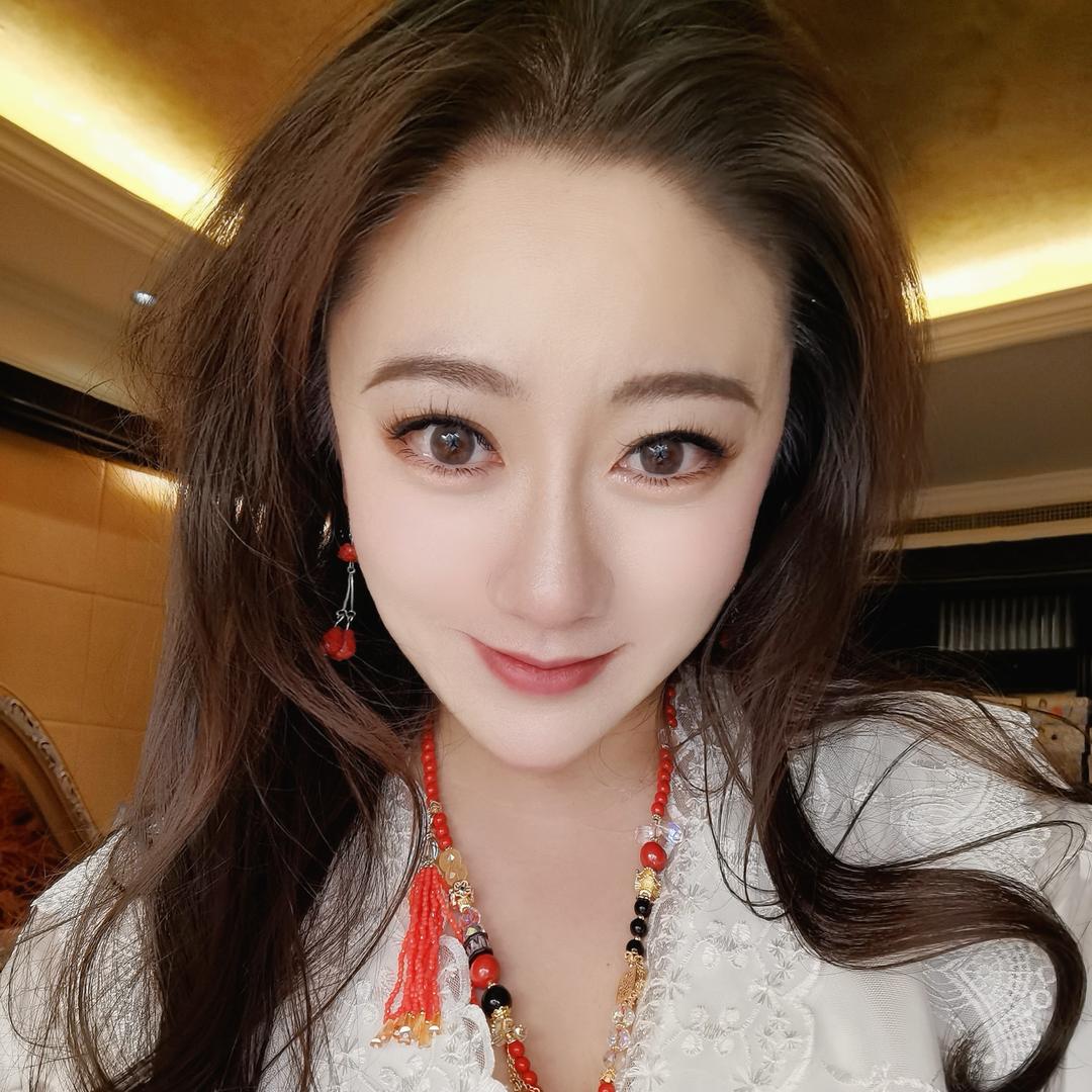 琬玲珑的奇妙世界