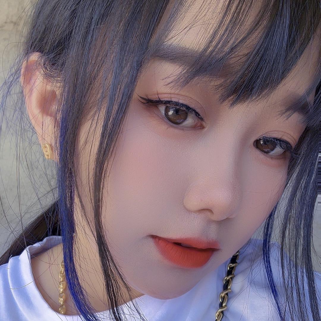 云县玉美轩一周大金珠宝