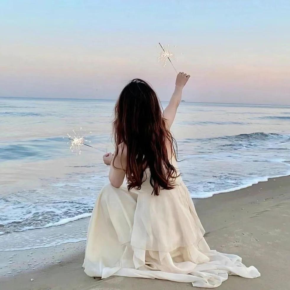 .爱吃鸡柳的金刚芭比