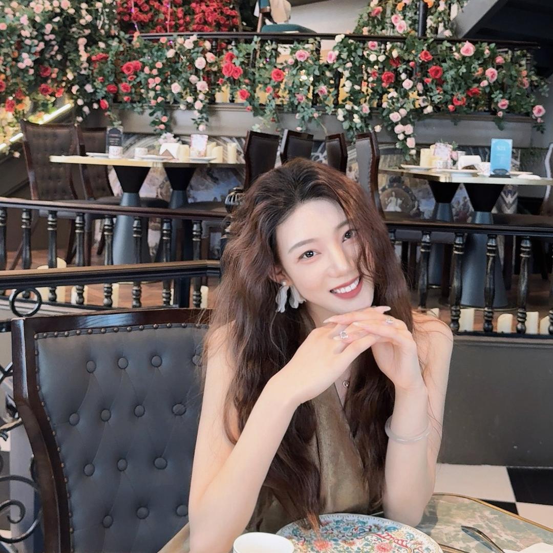 牛仔裤家的好舟舟