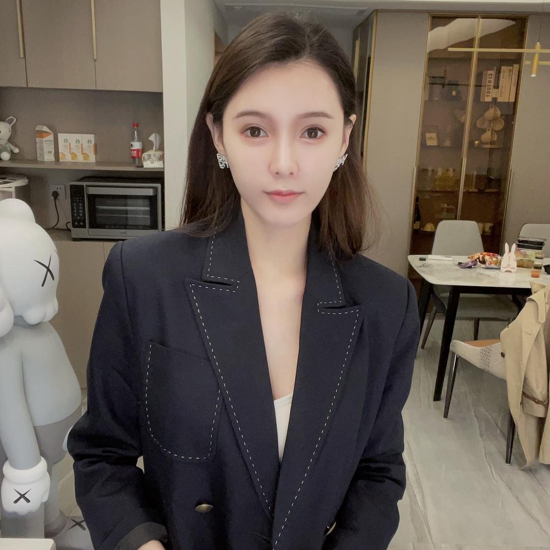 刘亦宁Lyn