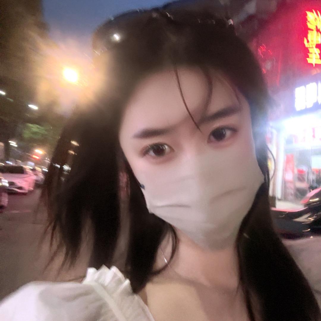 玥玥。