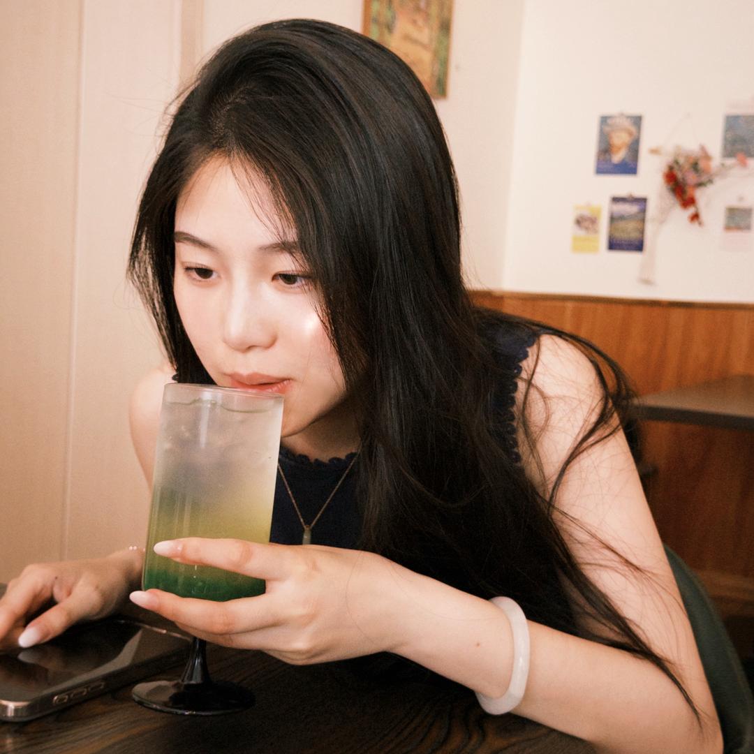 LIU LIU