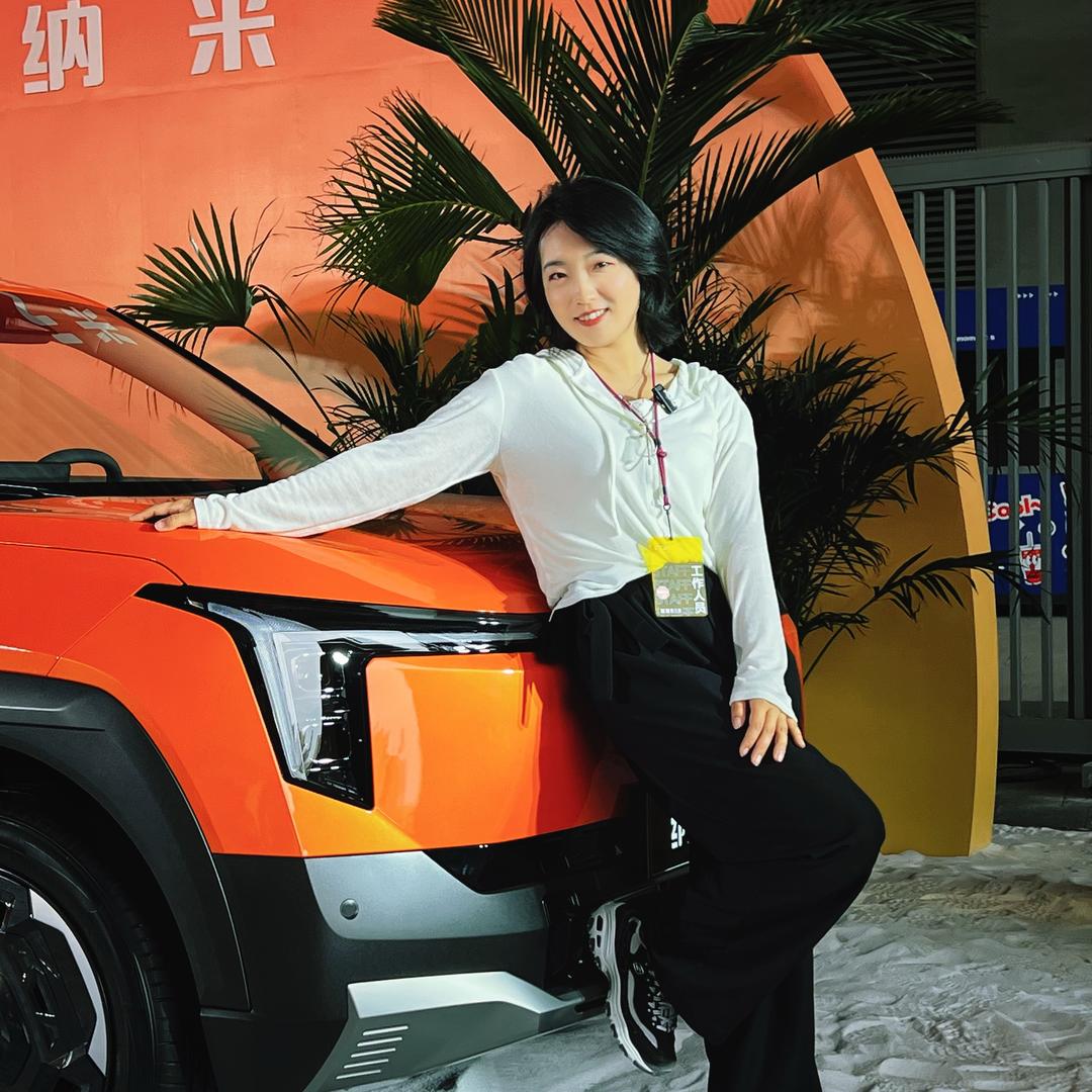 卖车的小女孩（麦子）