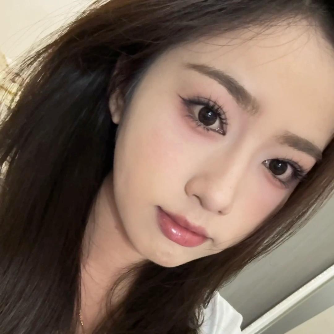 尹·