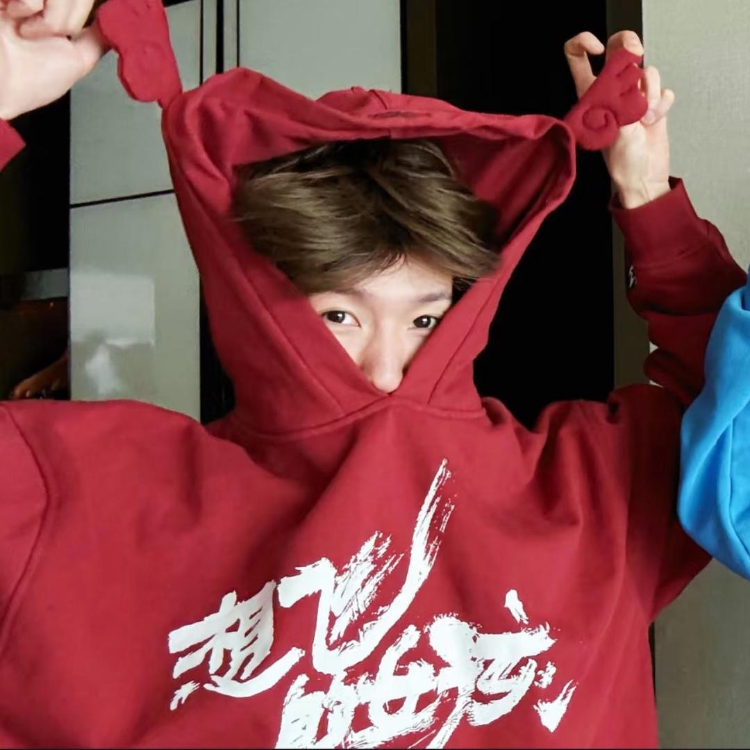 _ 𝐑𝐨𝐲^𝐮𝐢𝐧