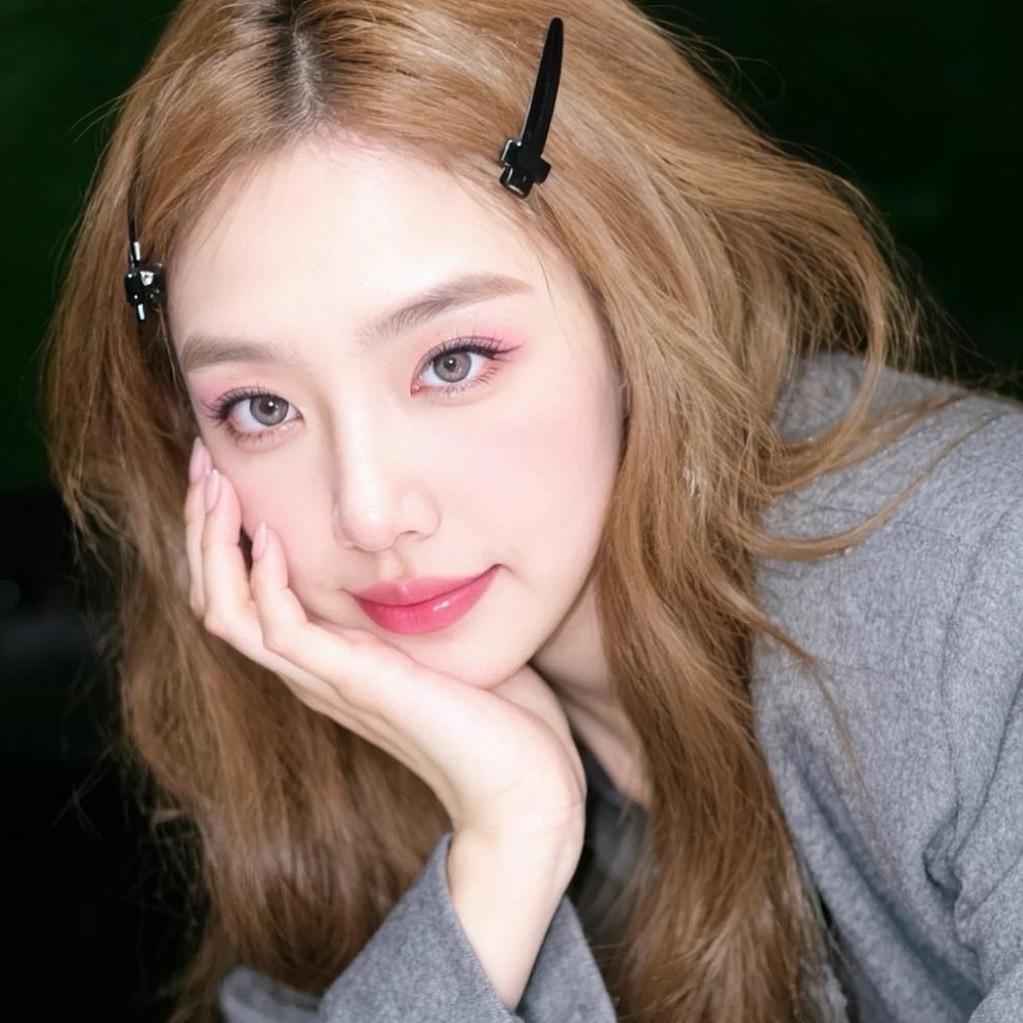 🍓莓烦恼🧸