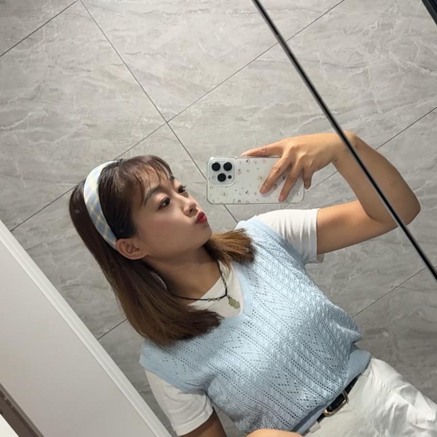 卉小小。