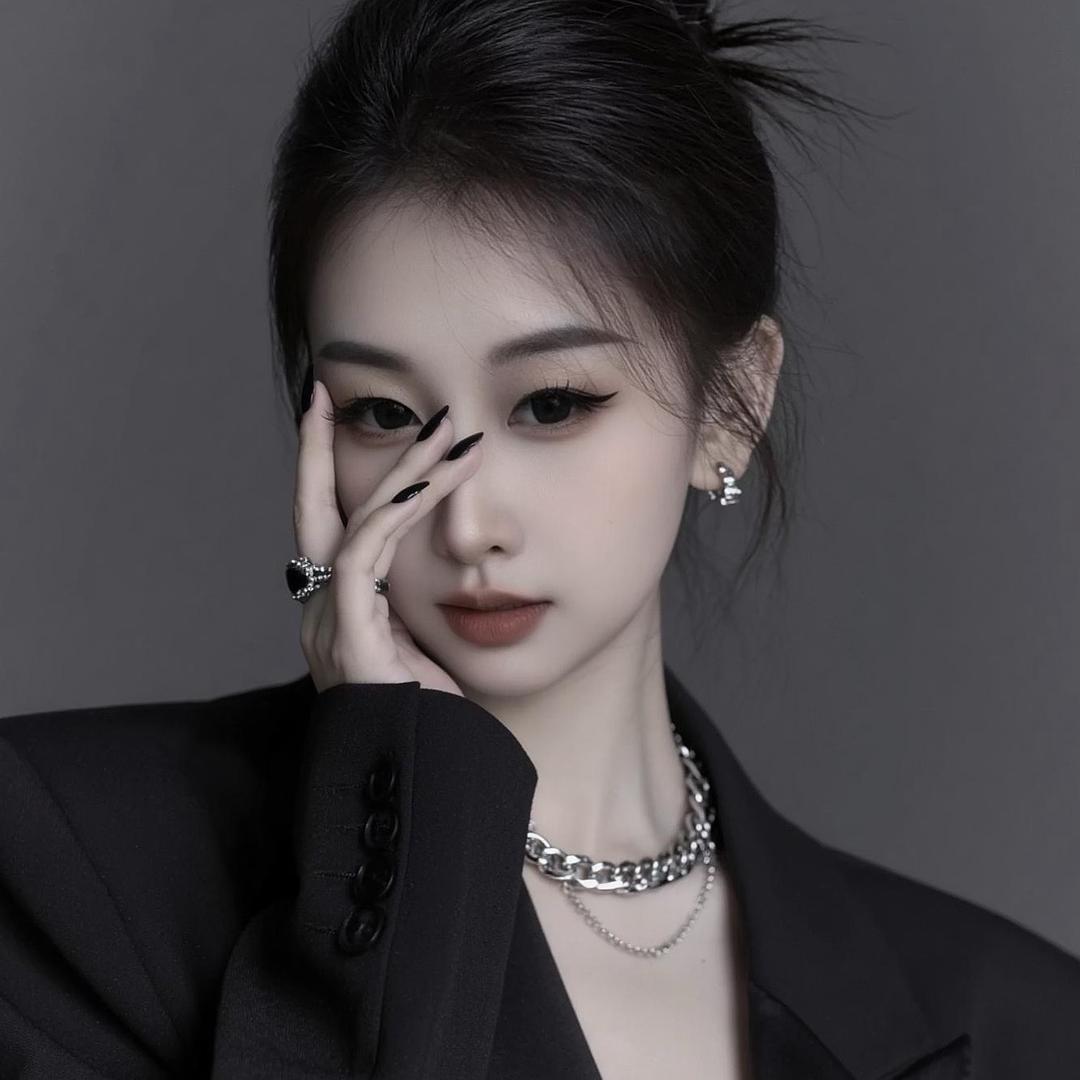 彼岸花开在奈何桥旁🌹