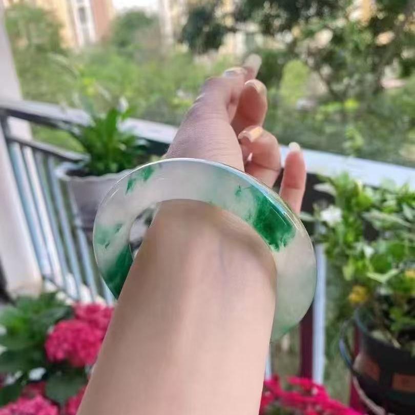 闪闪翠宝