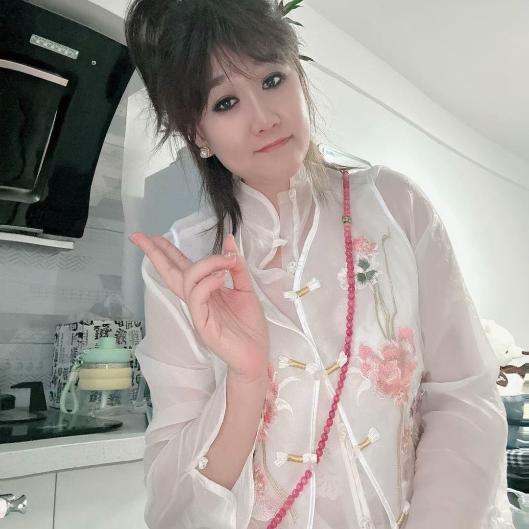 琳琳孤品女装店