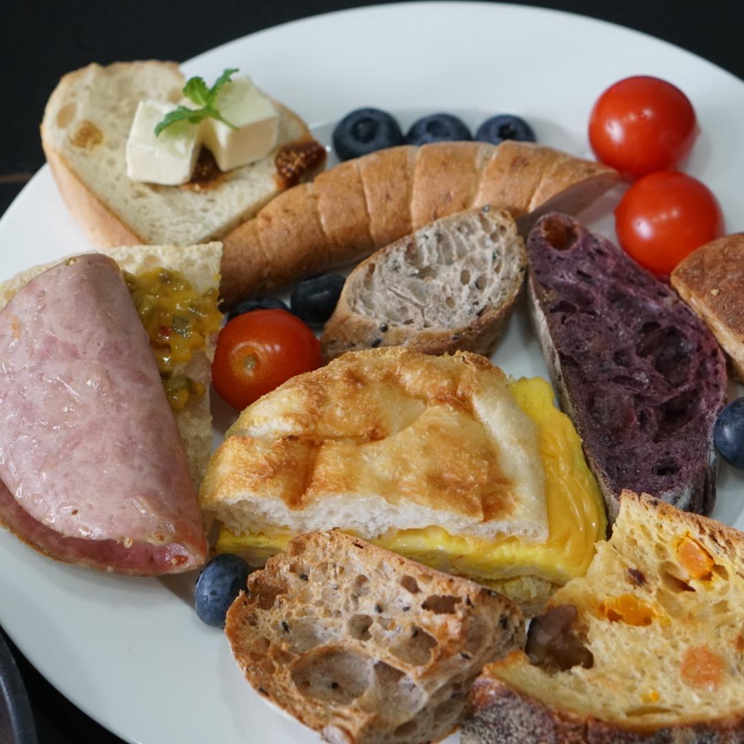 蓬松的小面包🍞