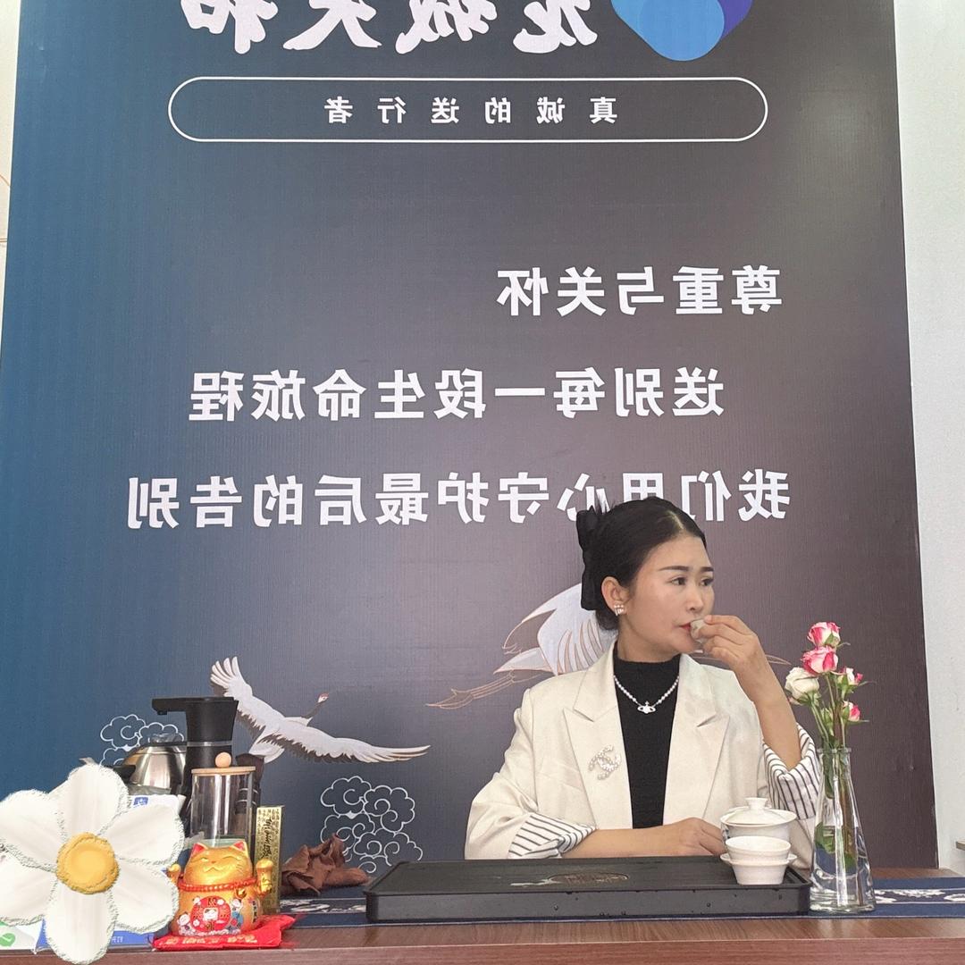 在柳州做礼仪的凤姐