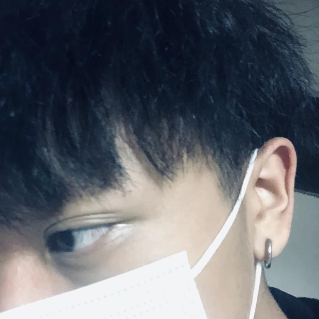 怡.