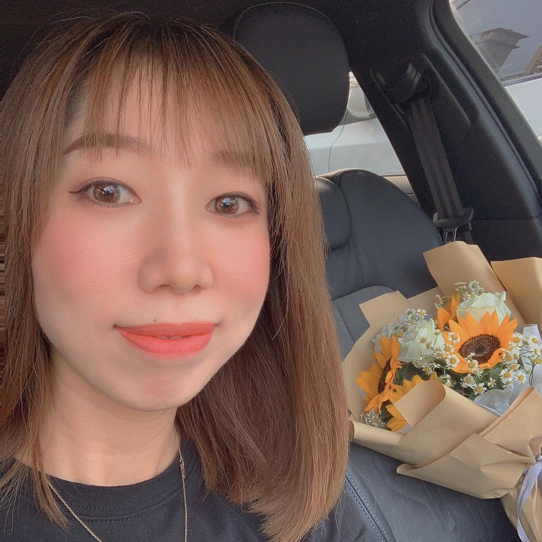 不爱穿高跟鞋的女王