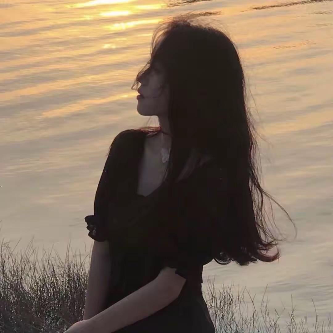 L  ☘️