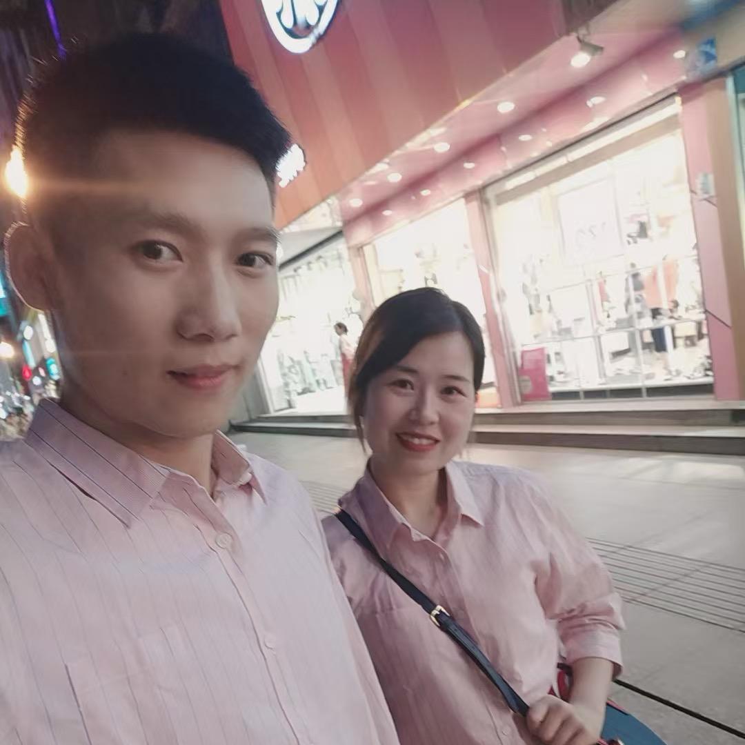 小龙妇夫