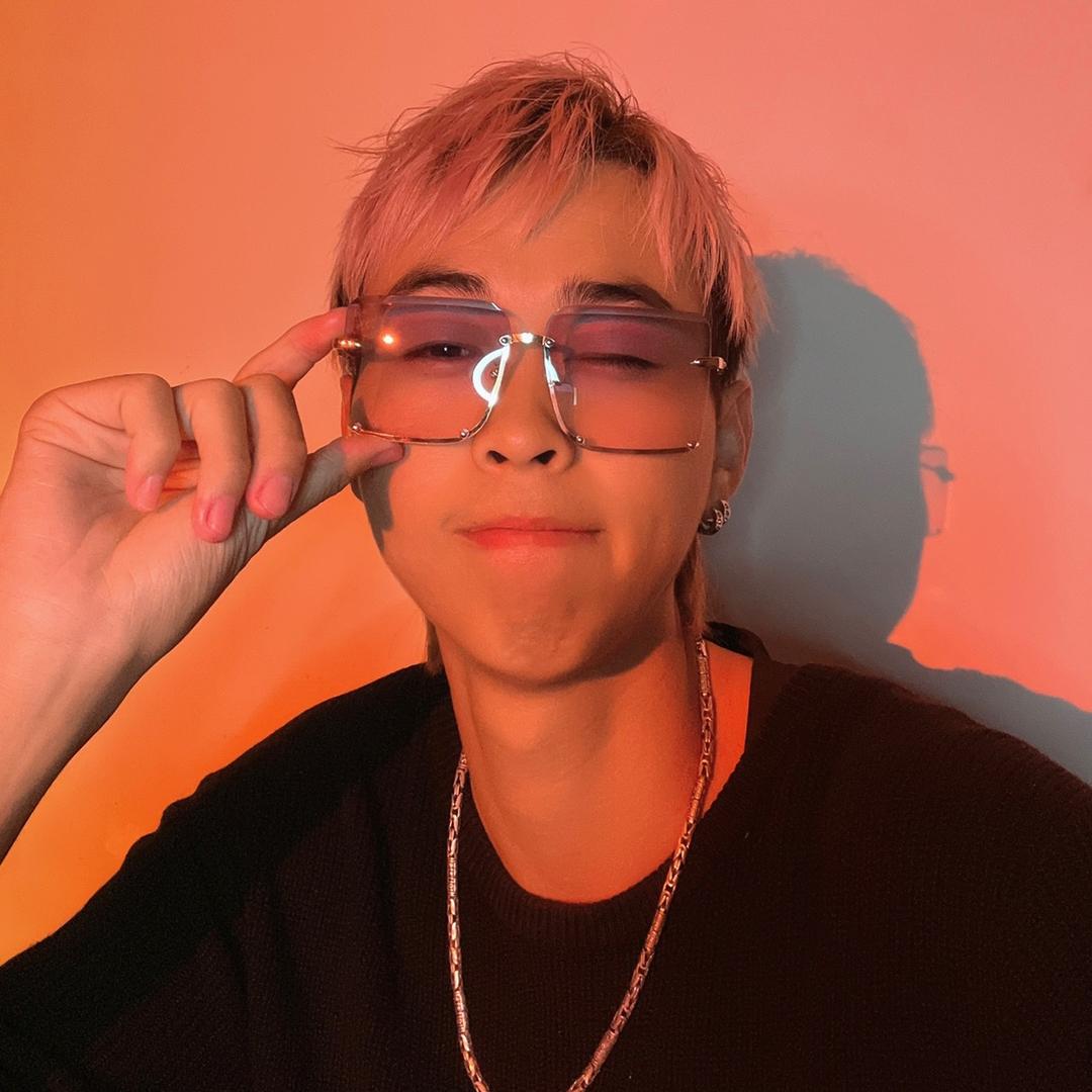 黄牛飞行员小艺