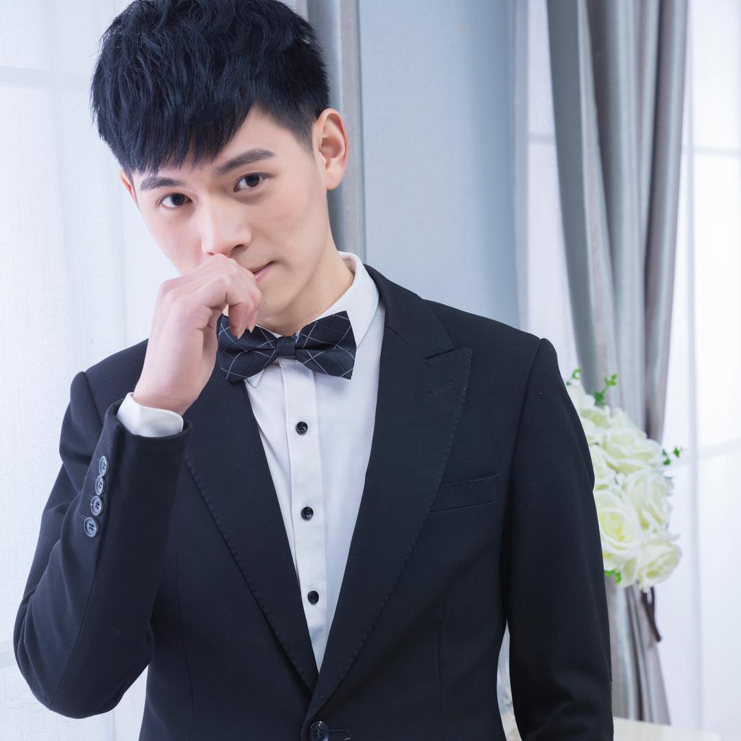 广州市白云区白云湖西西里衣橱服饰商行