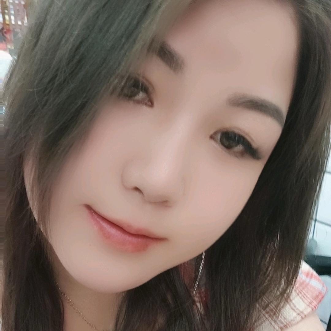 单身妈妈。