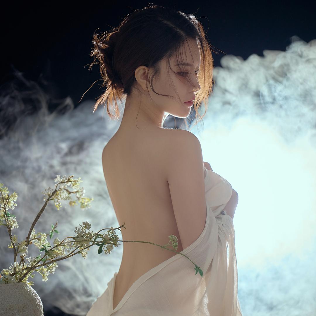 菠萝🍍（旭旭宝宝传媒）