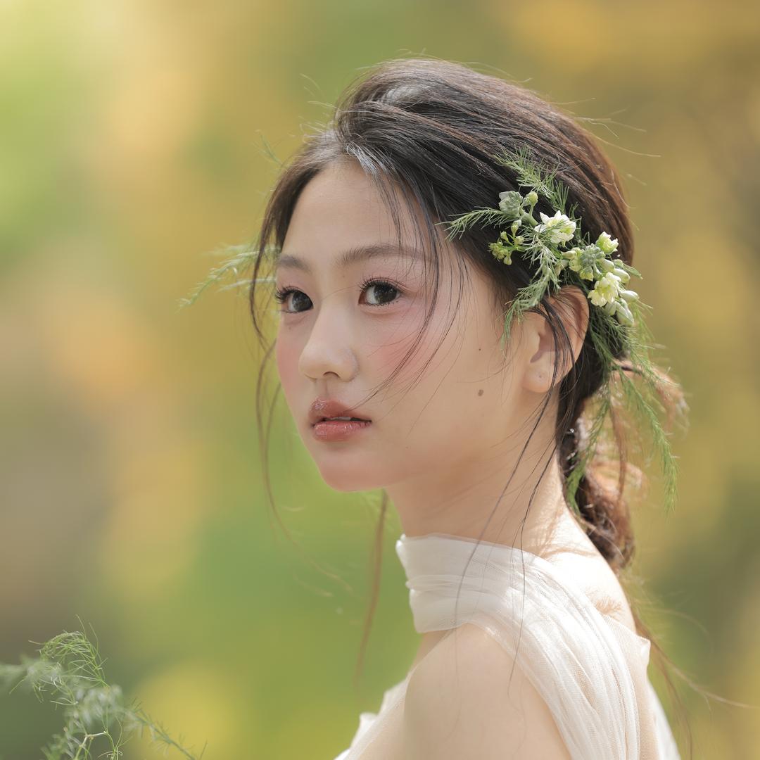 王思琪.