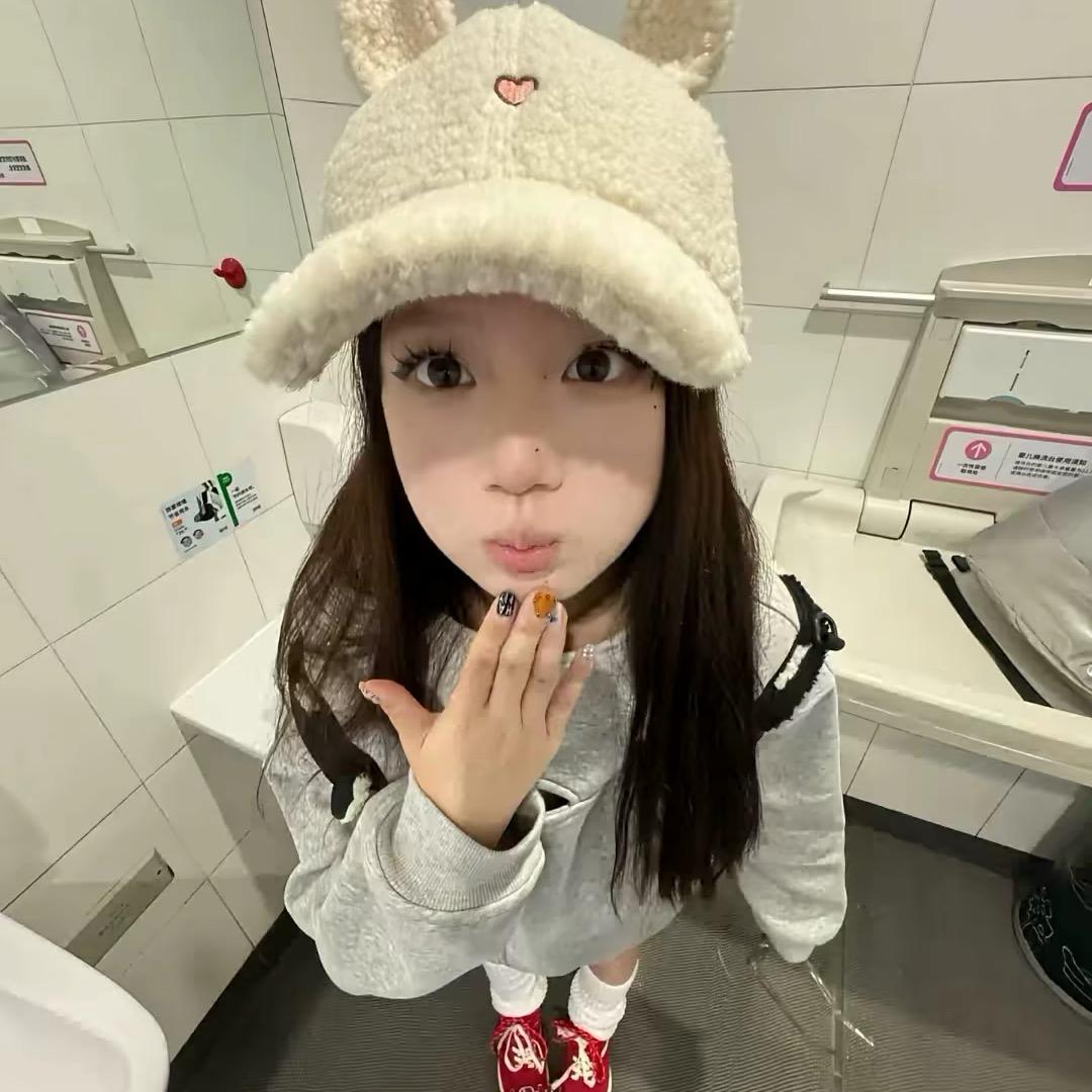 Yy