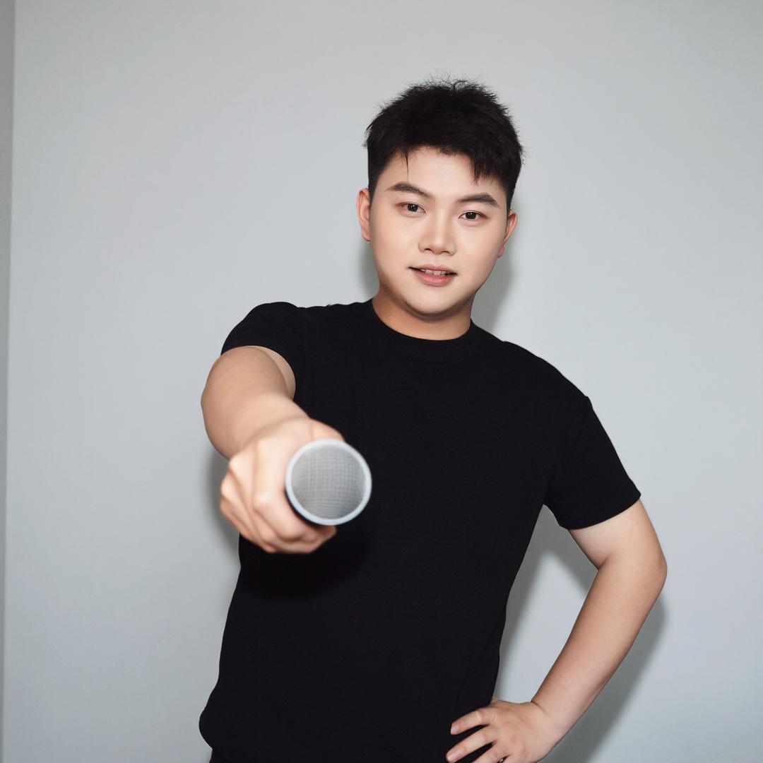 罗左右（小可挑战王大舞台）