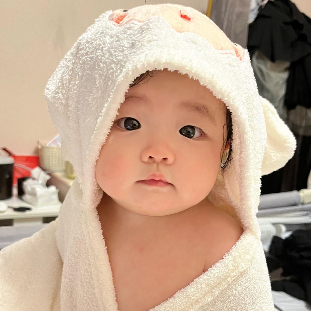 小小九