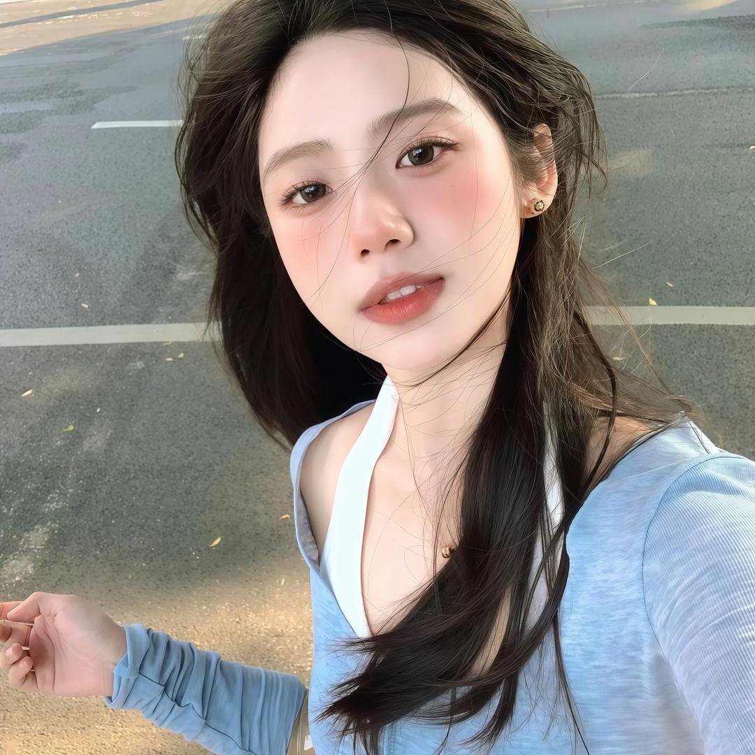 𝓢𝔂𝓵𝓿𝓲𝓪