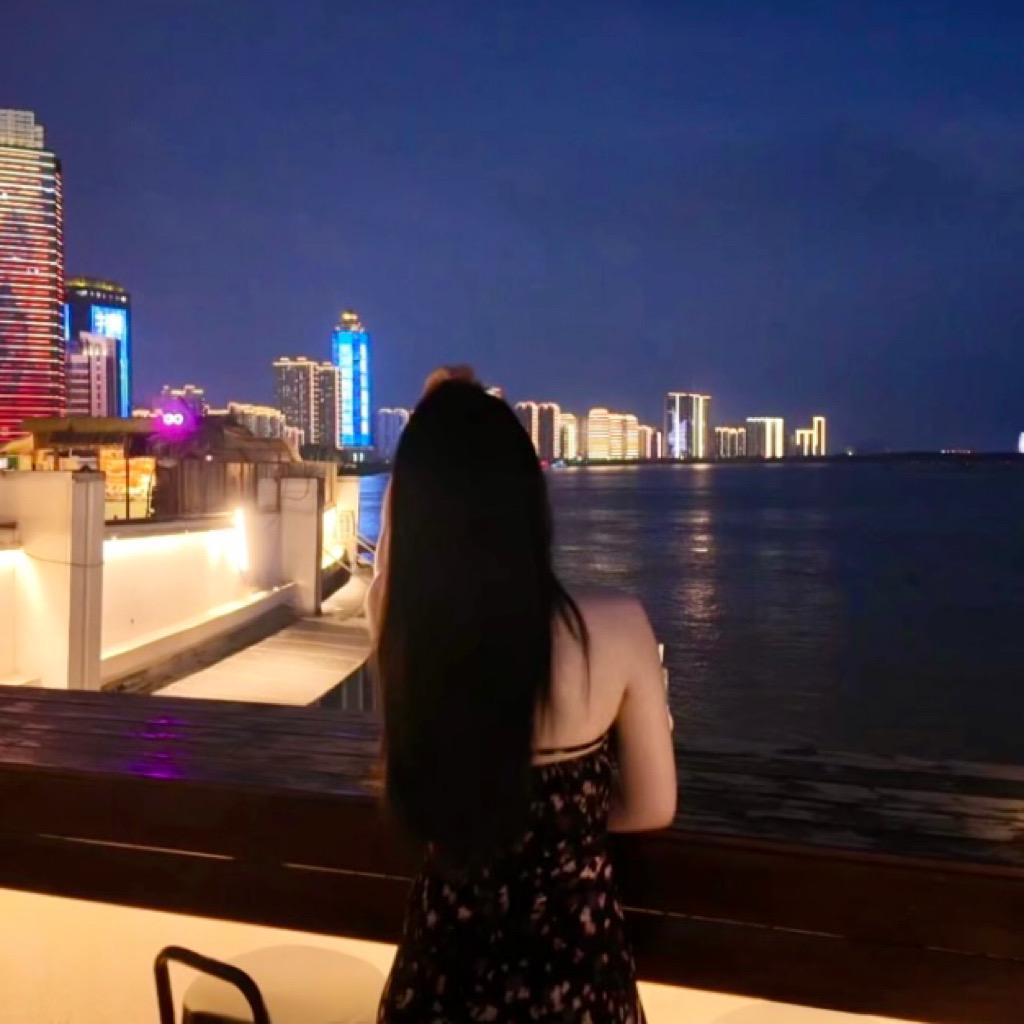 王小美