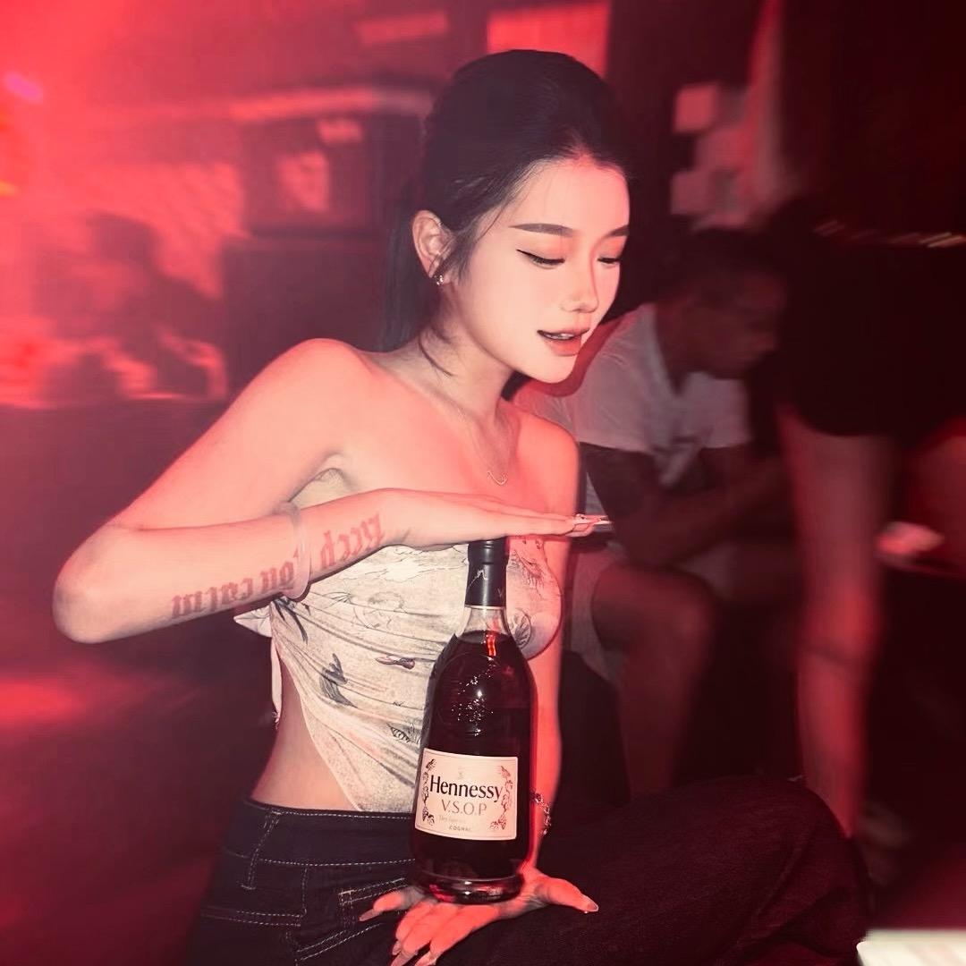 潇潇楽