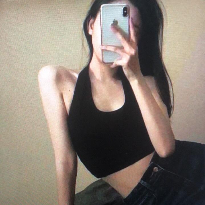 秀秀爱看球