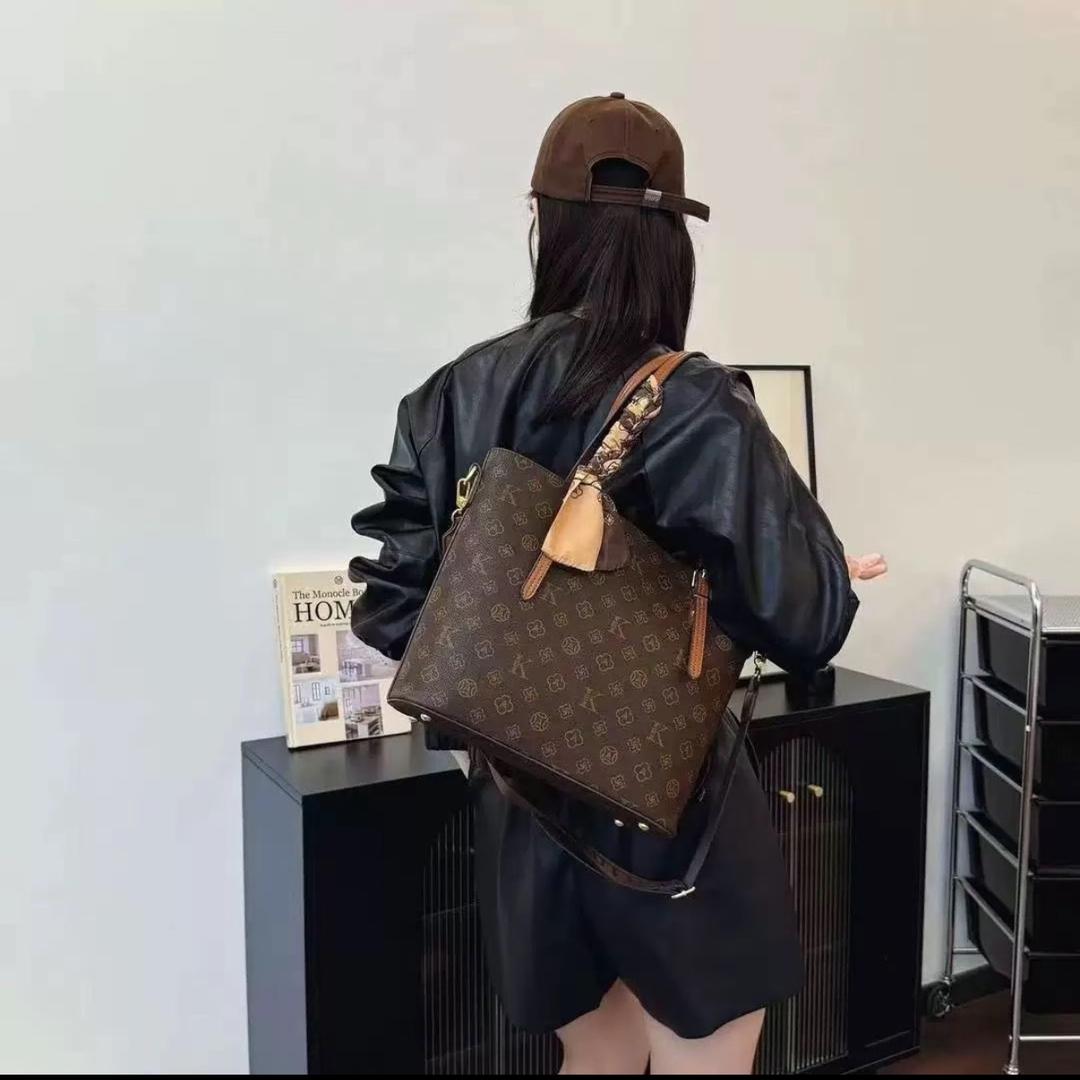 银基七月轻奢女包