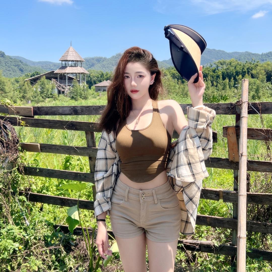 Nicole很可
