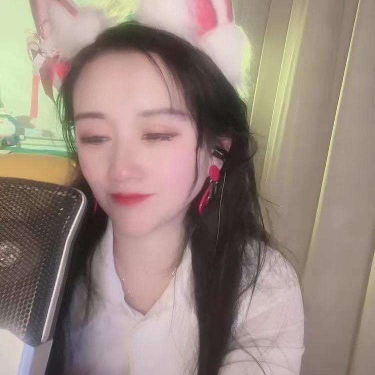 天歌🐰（努力版）