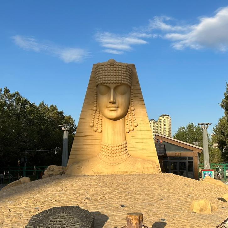 低调哥