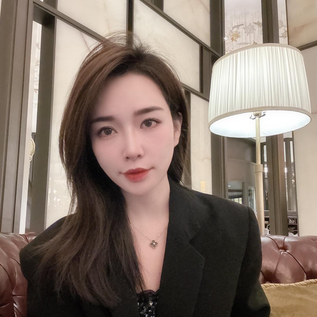 鹤城区雅美学馆慧慧